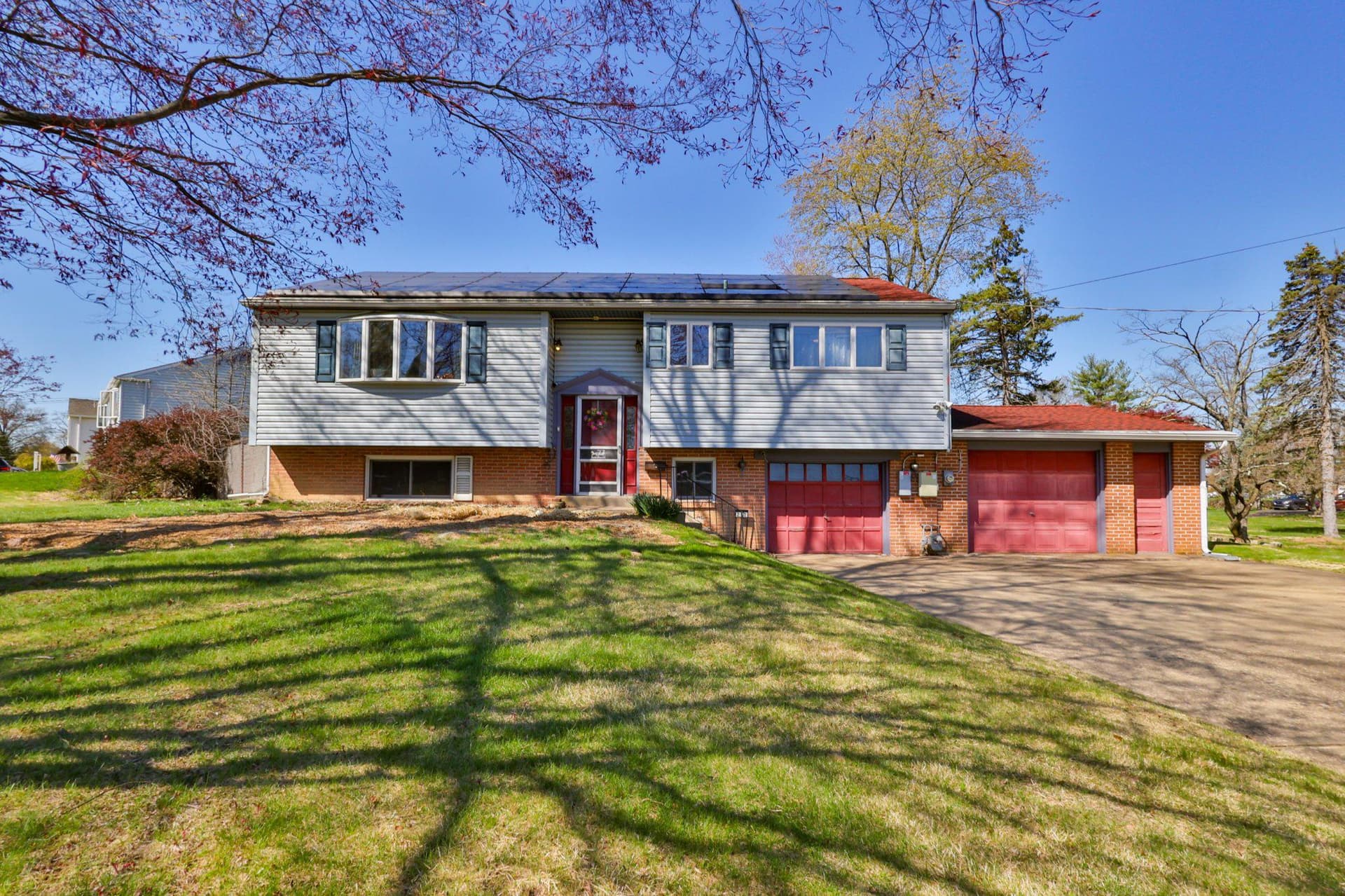 212 Lea Lane