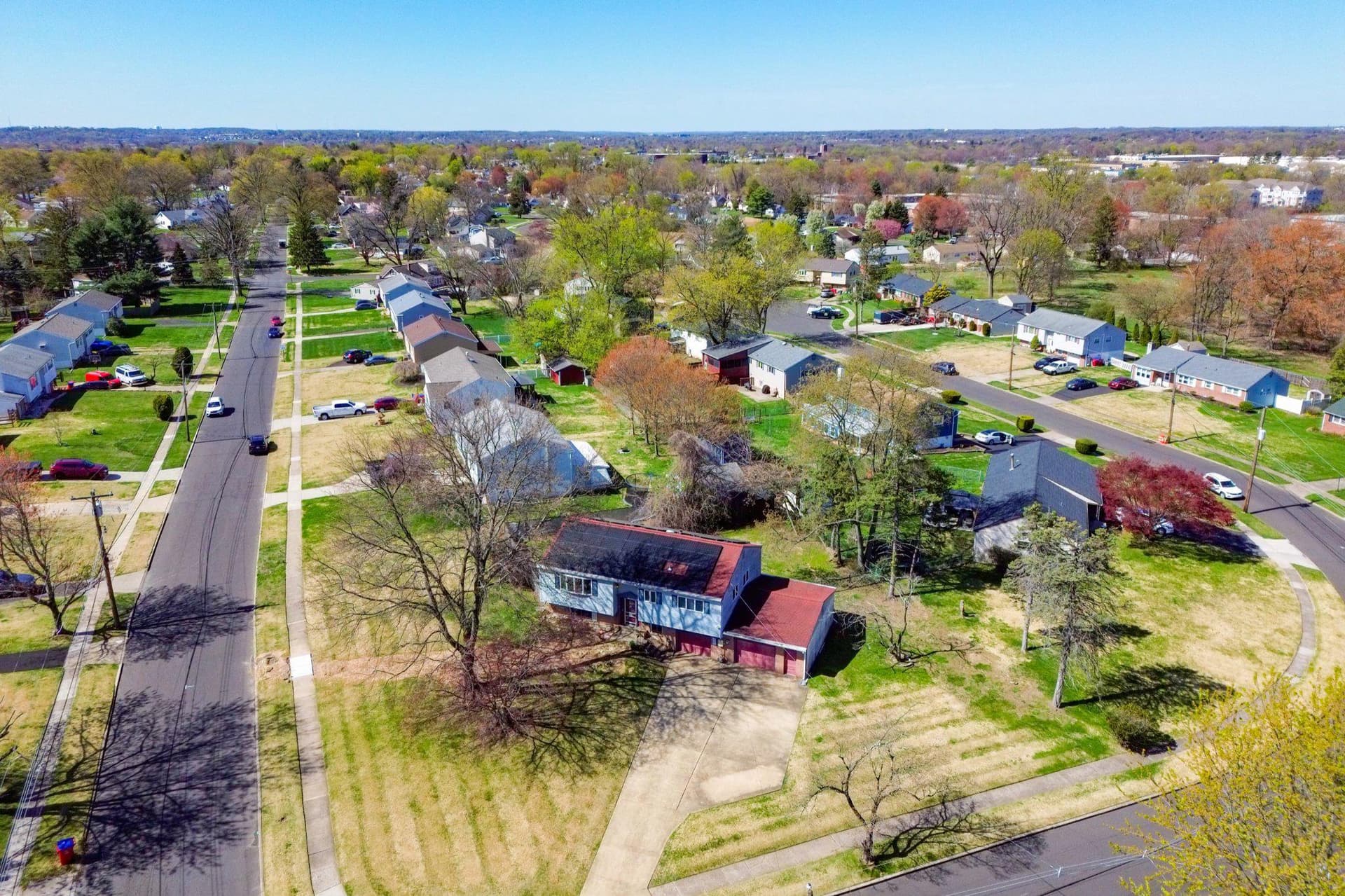 212 Lea Lane photo 2