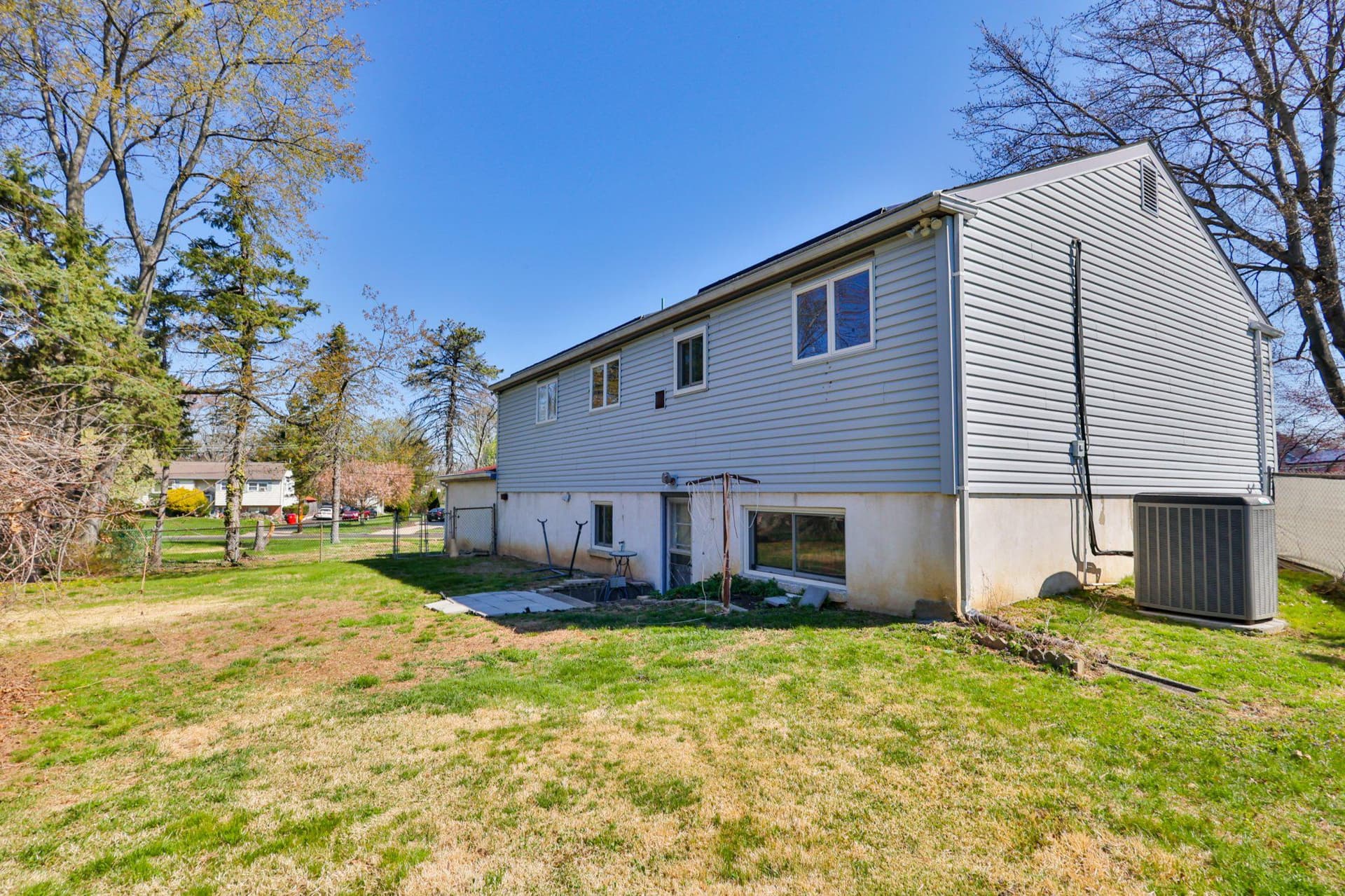 212 Lea Lane photo 33