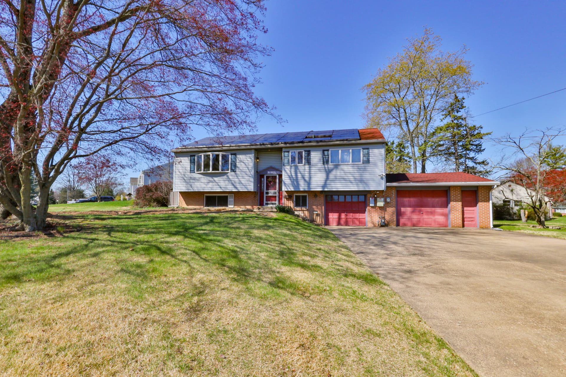 212 Lea Lane photo 8