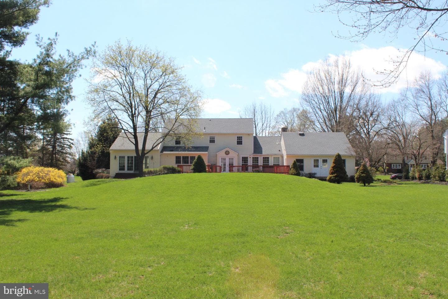 6 Tiffany Drive photo 10