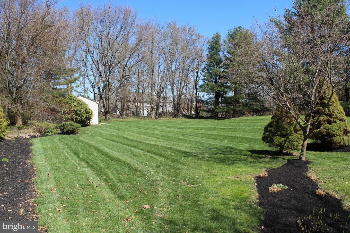 6 Tiffany Drive photo 11