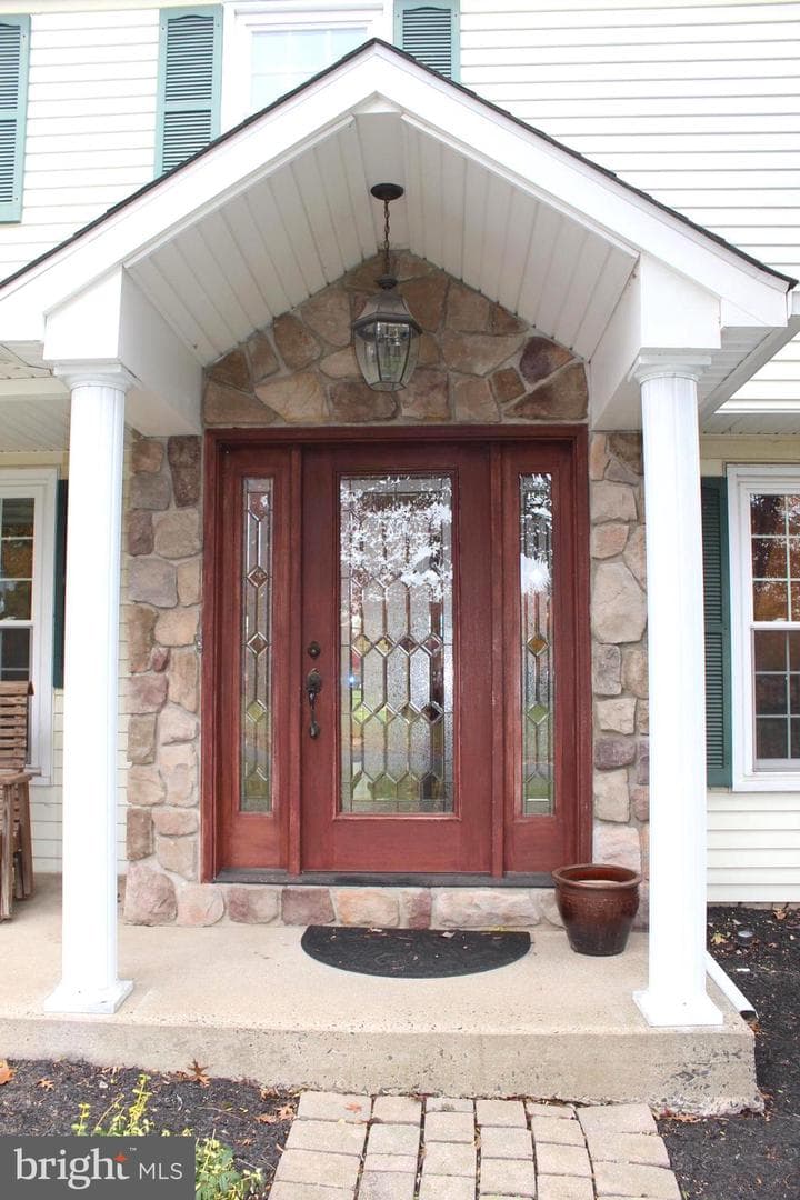 6 Tiffany Drive photo 16