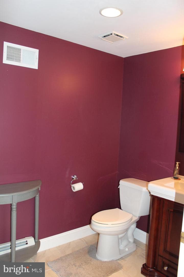 6 Tiffany Drive photo 44