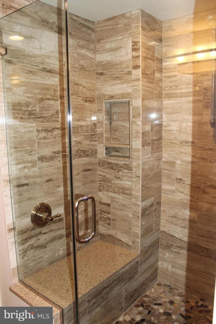 6 Tiffany Drive photo 60