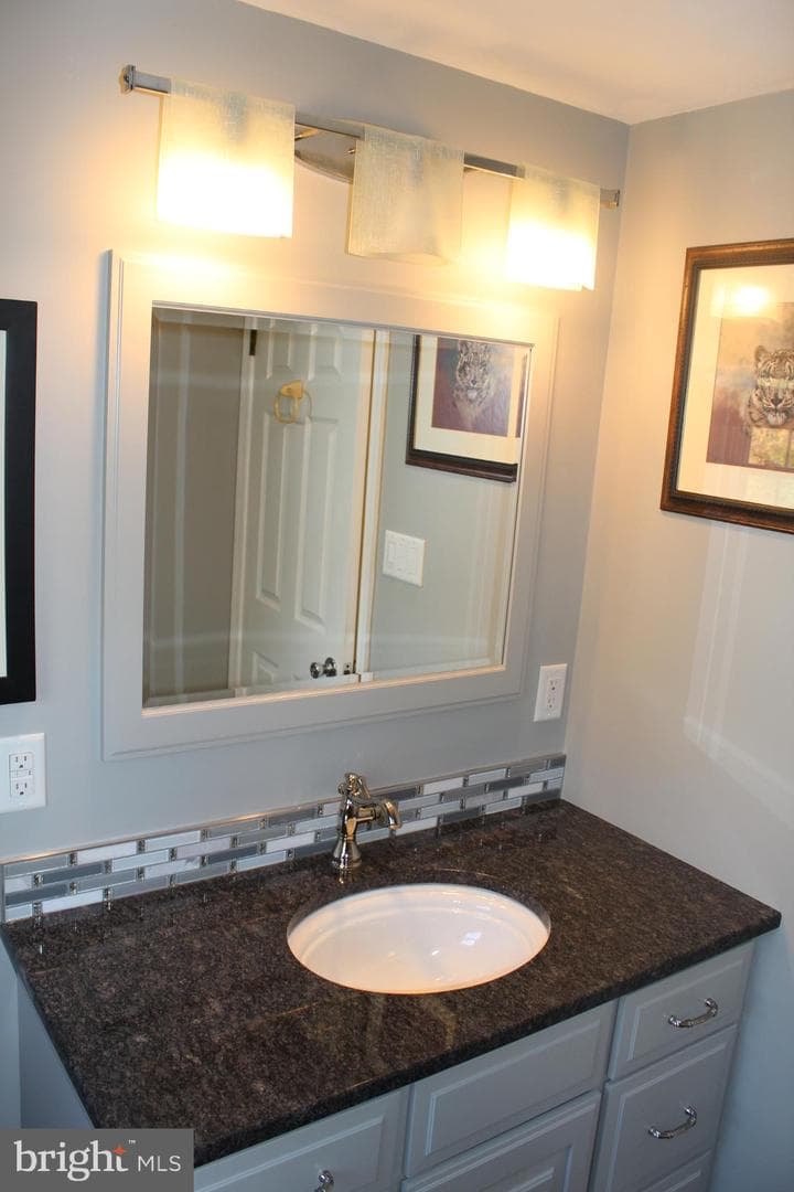 6 Tiffany Drive photo 66