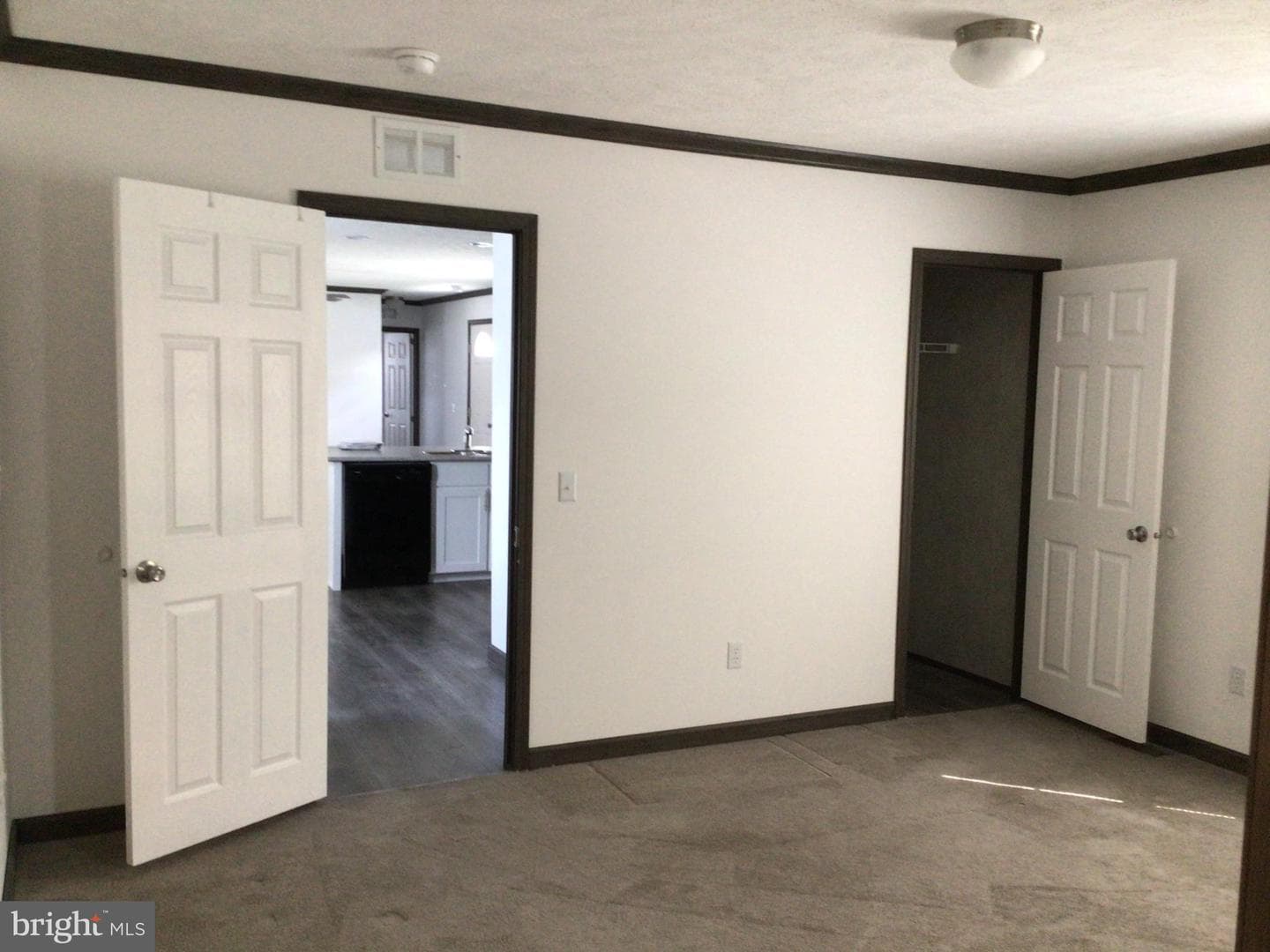 25 Kennedy Drive photo 10