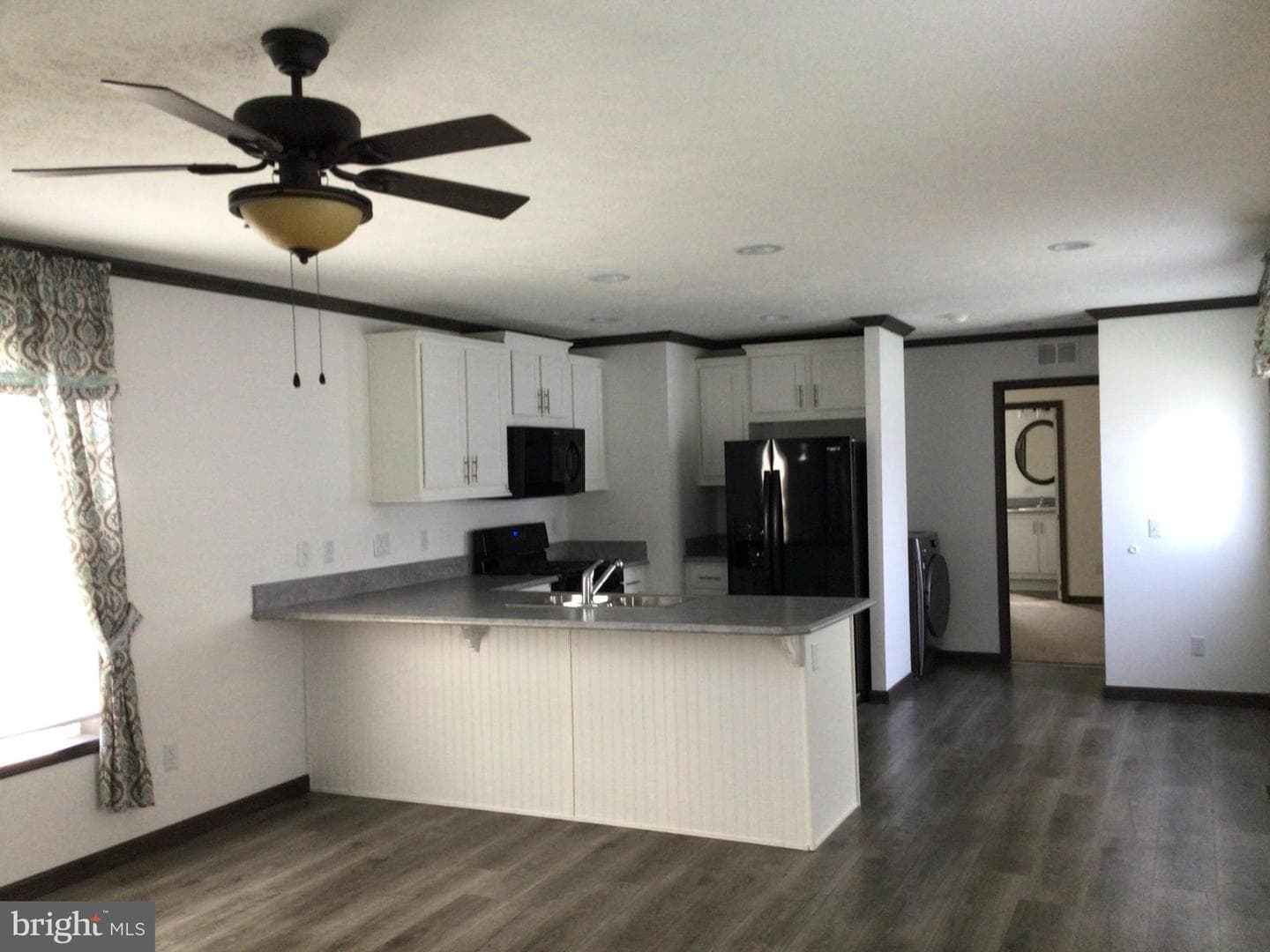 25 Kennedy Drive photo 3