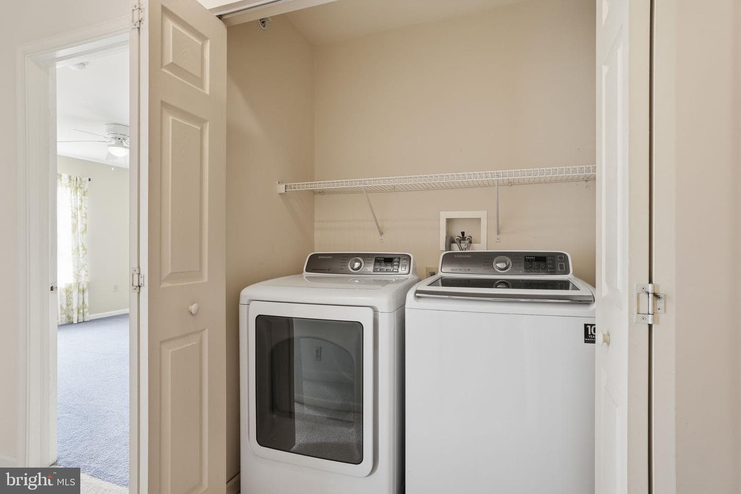 159 Hampshire Dr photo 22