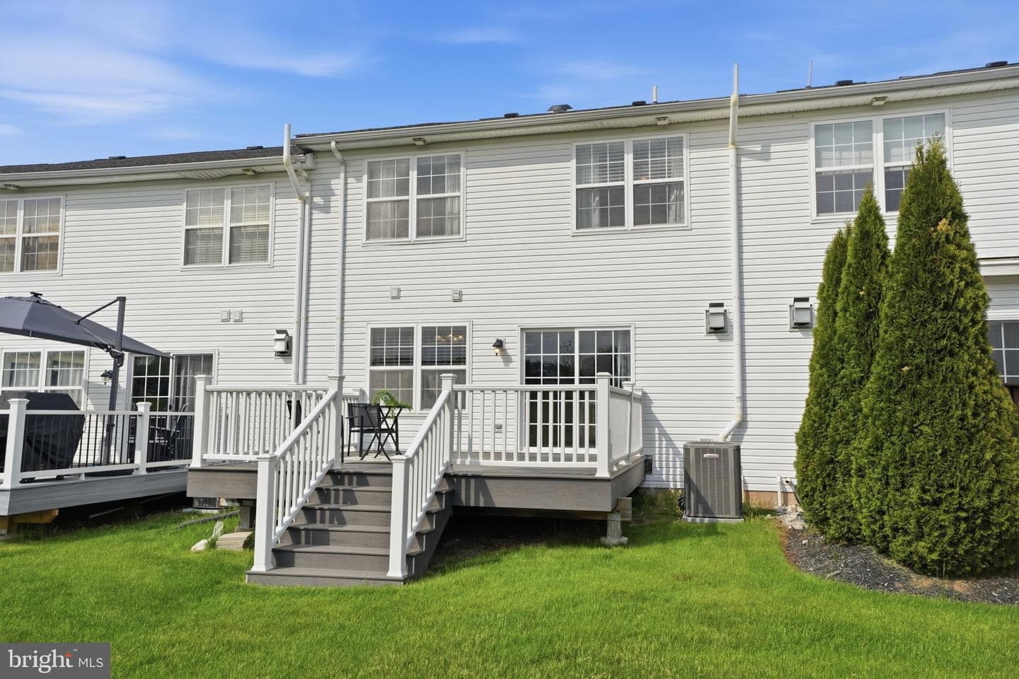 159 Hampshire Dr photo 27