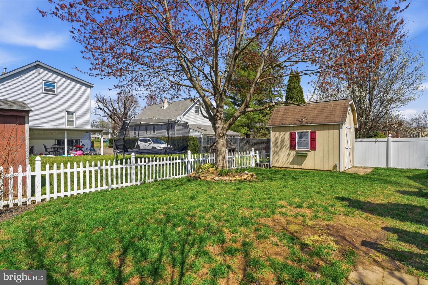6270 Sterling Avenue photo 39