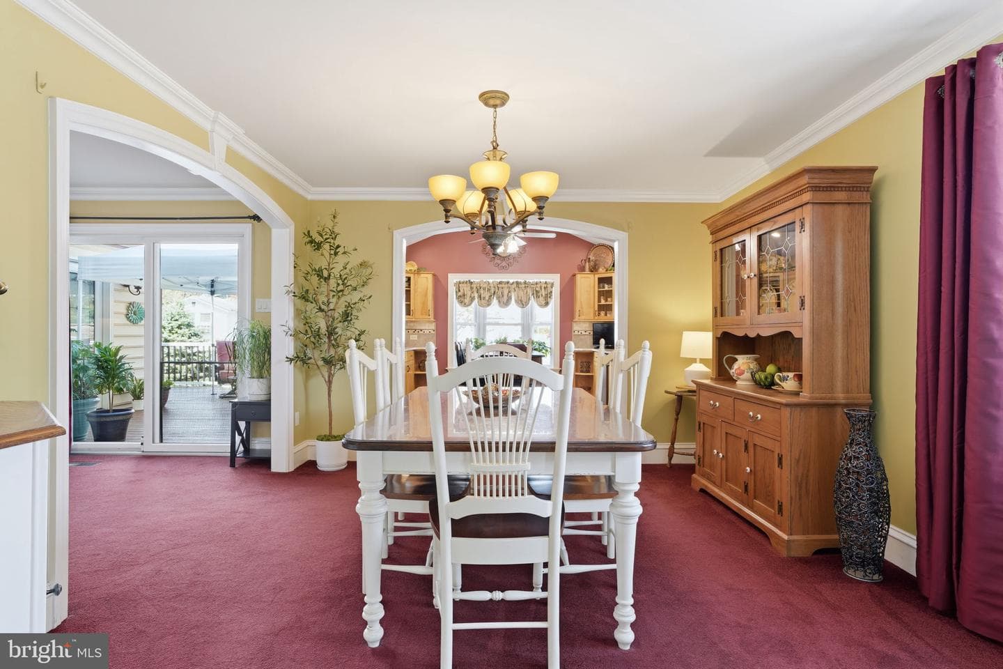 6270 Sterling Avenue photo 4