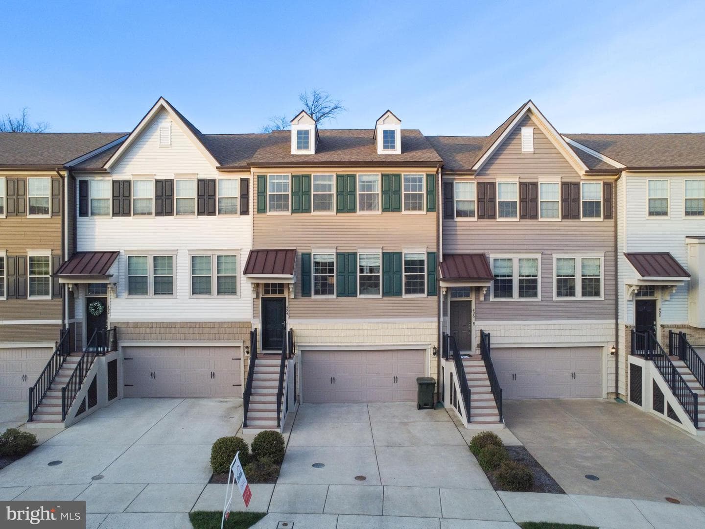 494 Rowan Street