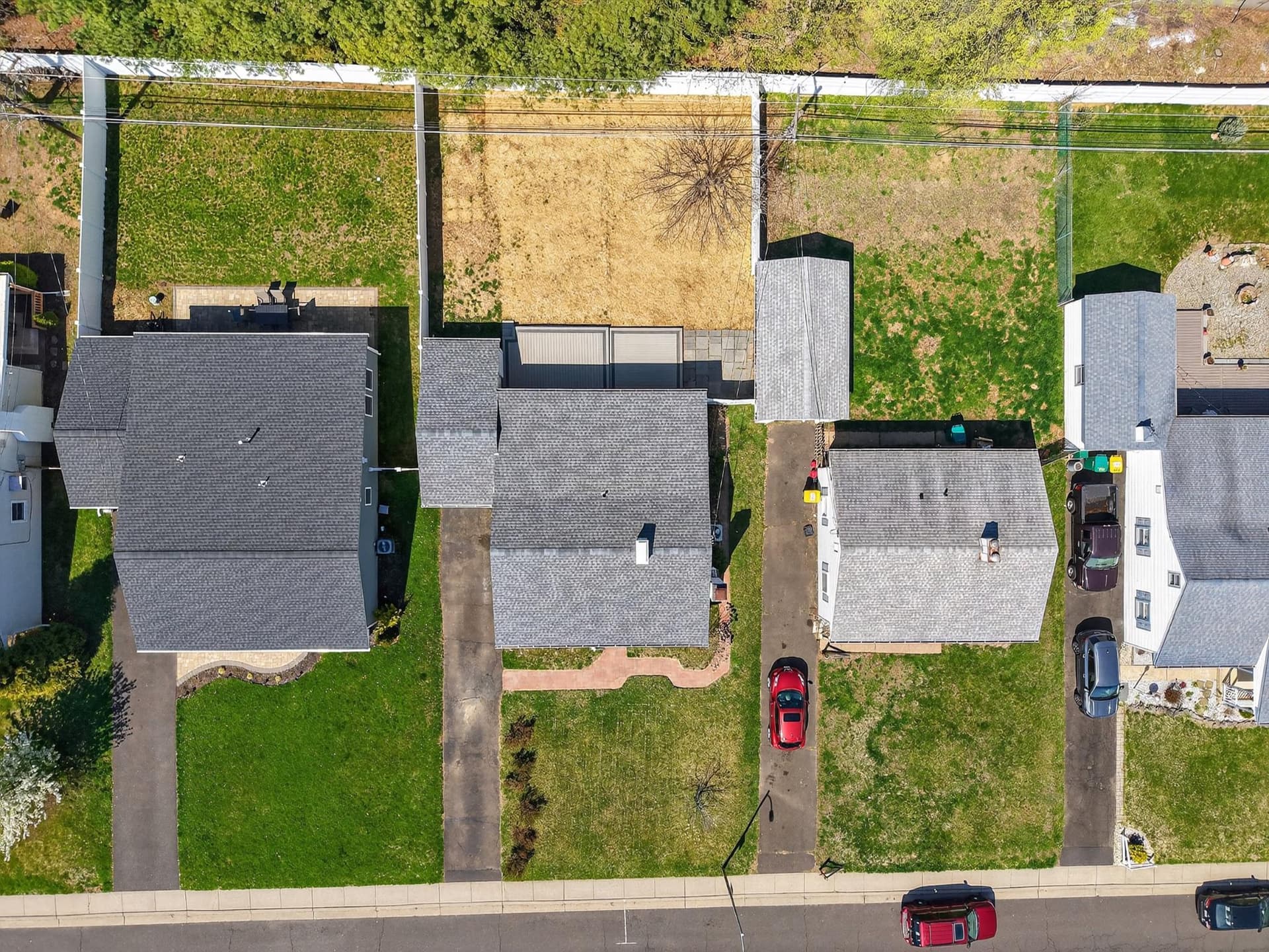 325 Austin Drive photo 32