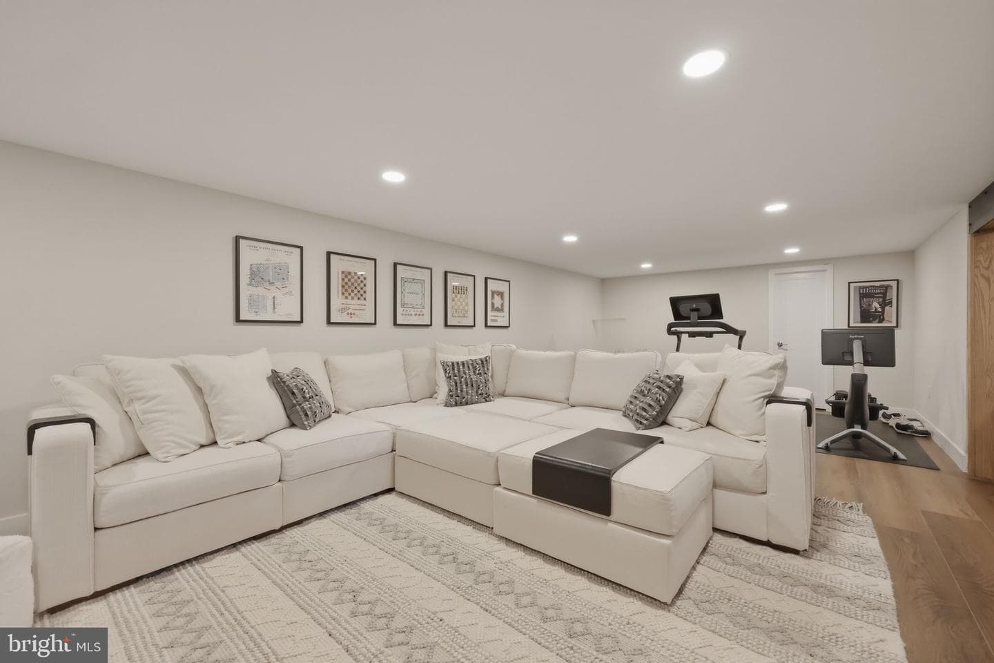 694 Countess Drive photo 54