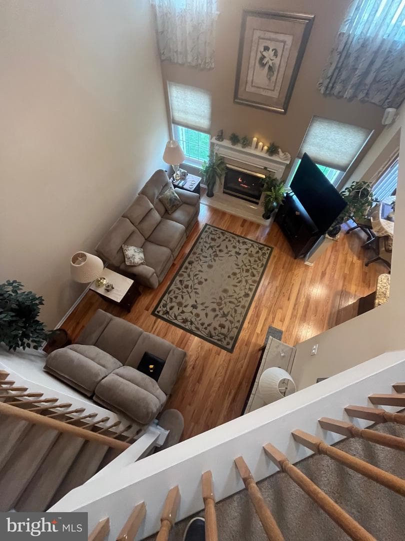 304 Julian Drive E photo 12