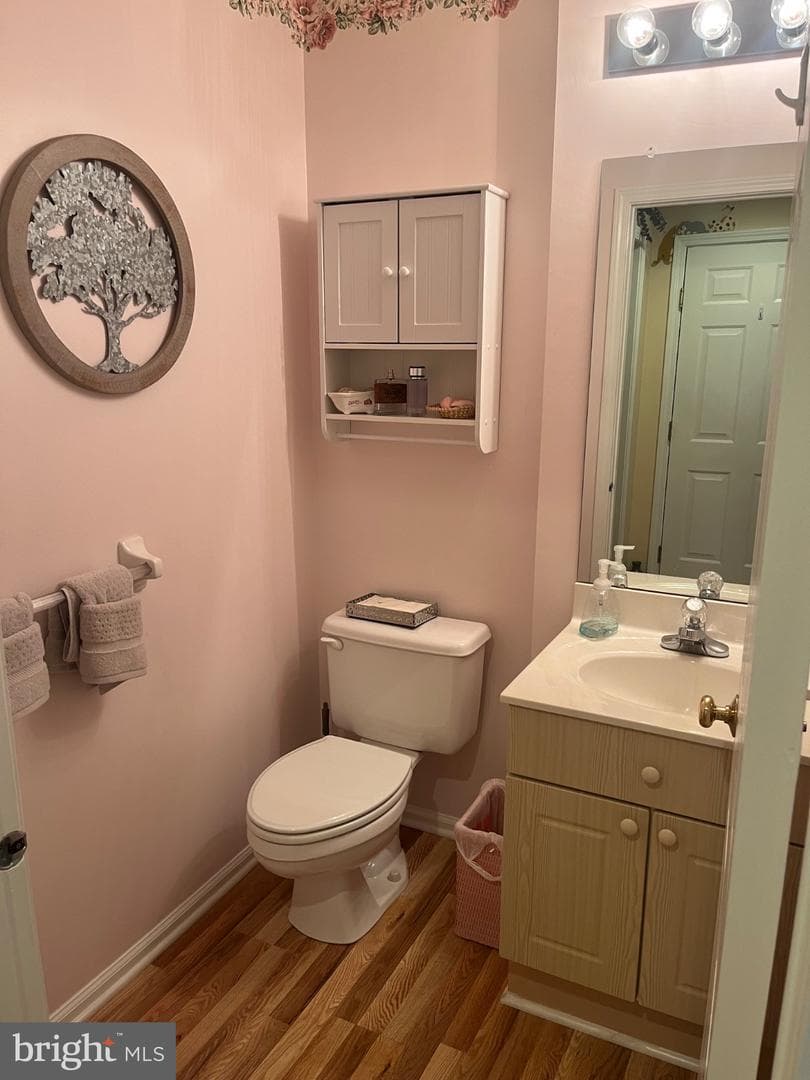 304 Julian Drive E photo 13