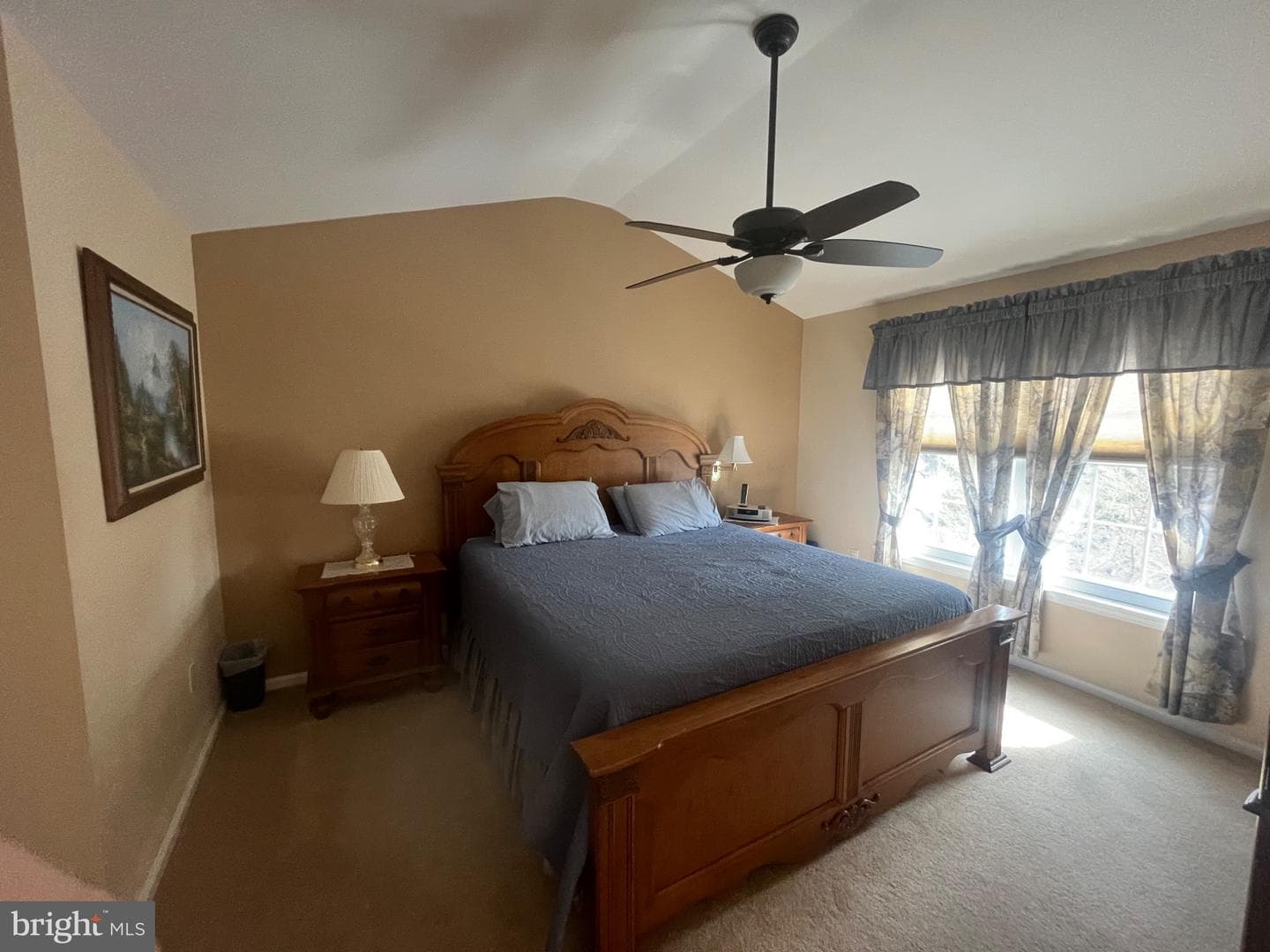 304 Julian Drive E photo 15