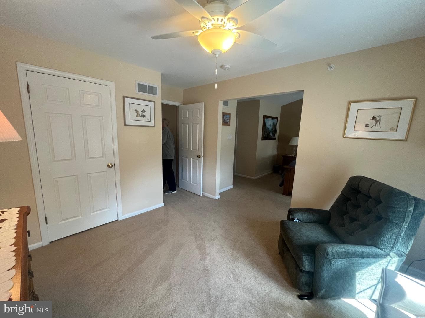 304 Julian Drive E photo 17