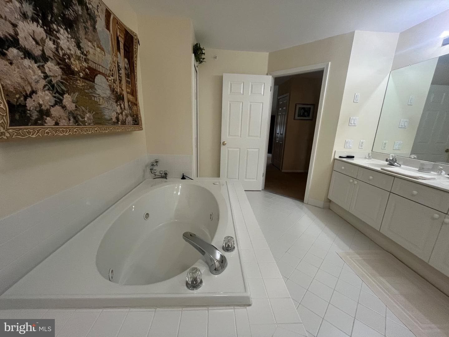 304 Julian Drive E photo 20