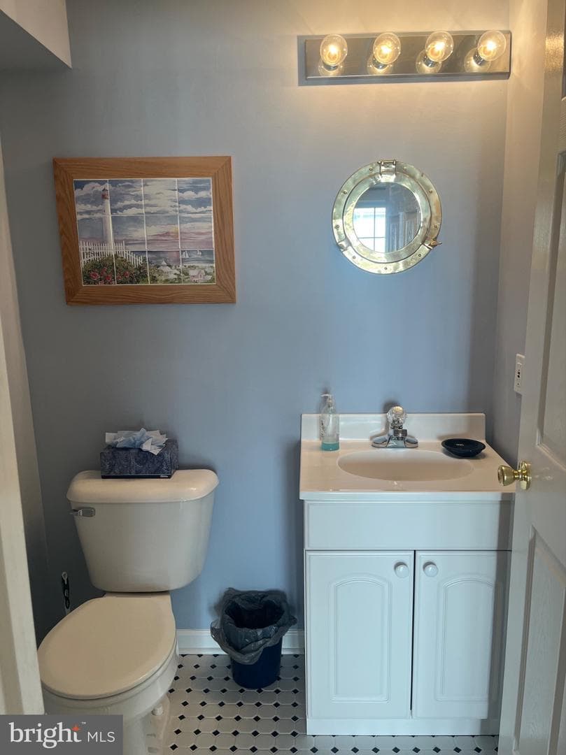 304 Julian Drive E photo 35