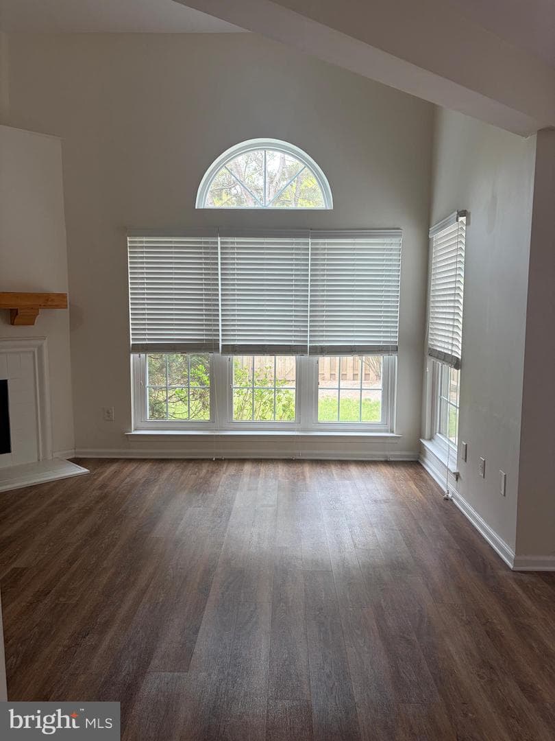 433 Trumbull Court photo 10