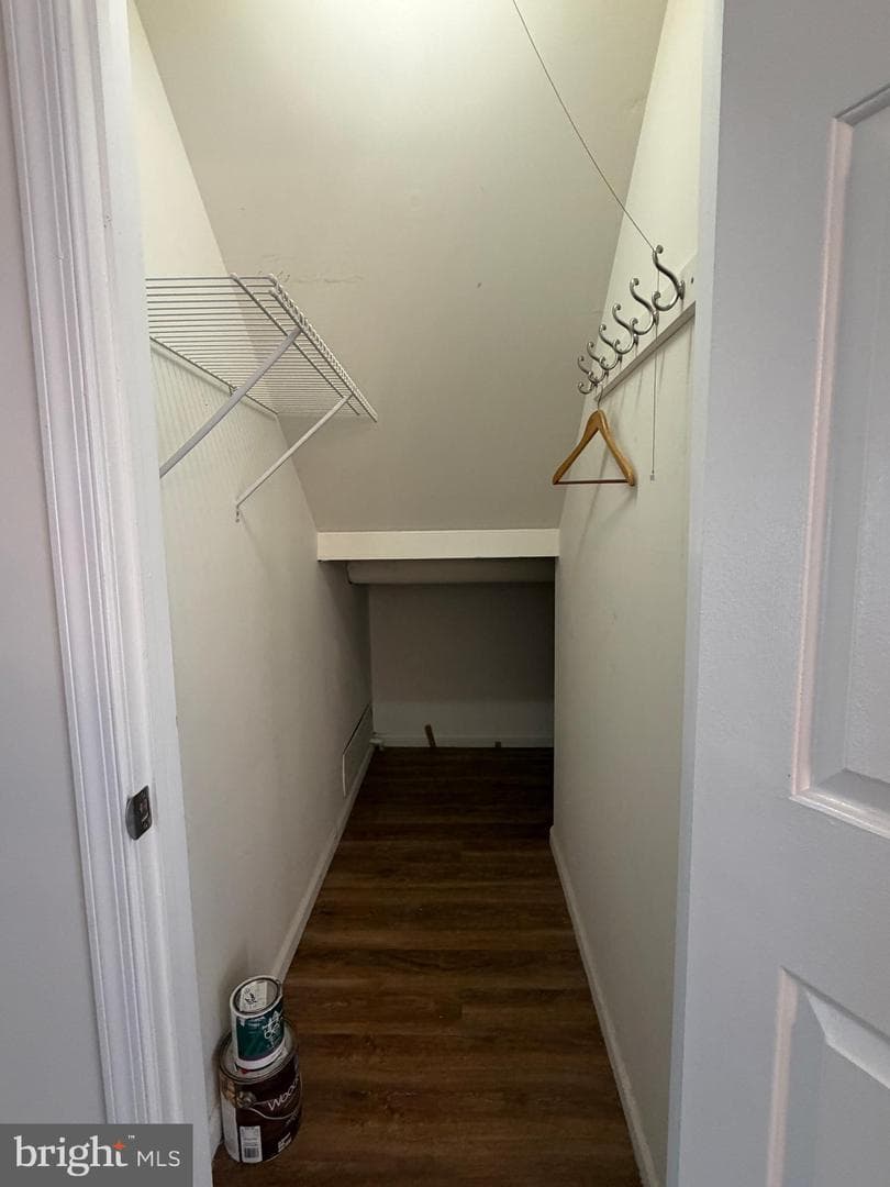 433 Trumbull Court photo 15