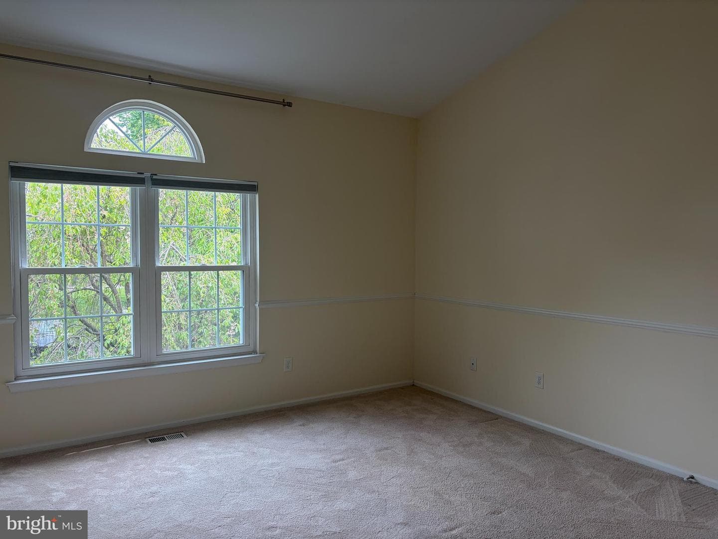 433 Trumbull Court photo 21