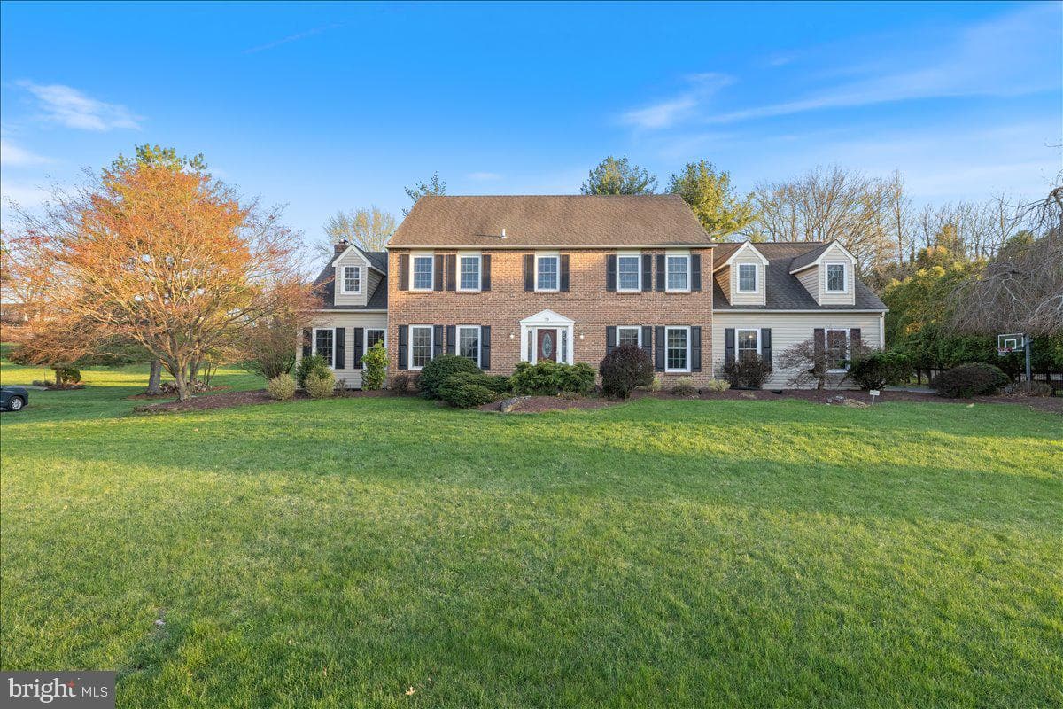 73 Brookside Drive photo 2