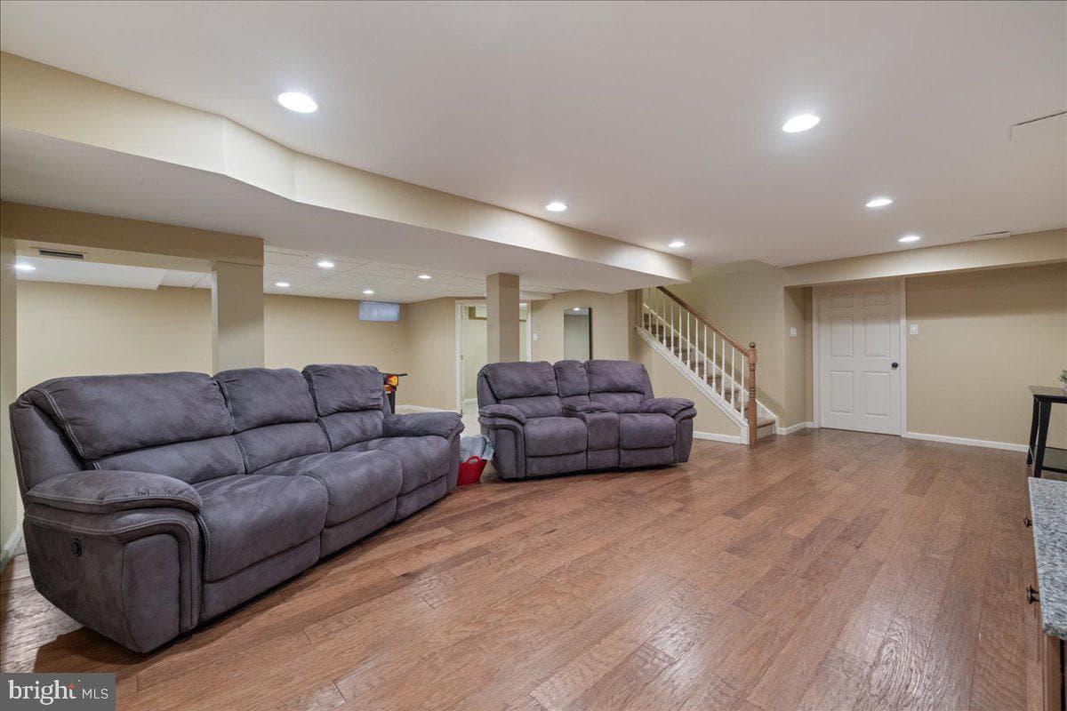73 Brookside Drive photo 36