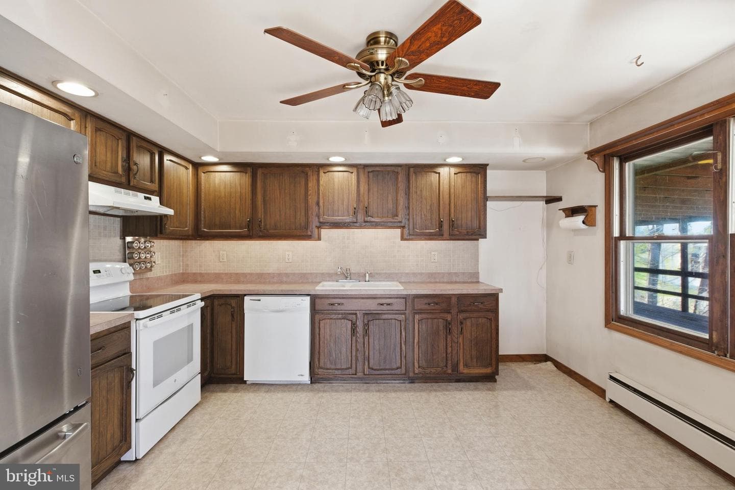 2200 Chestnut Road photo 17