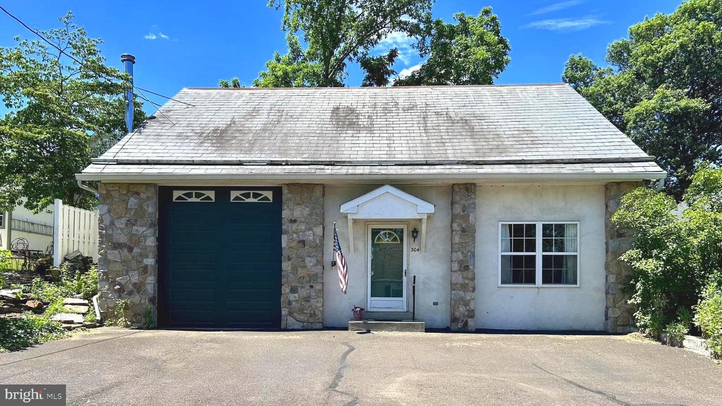 304 W Spruce Street, Perkasie