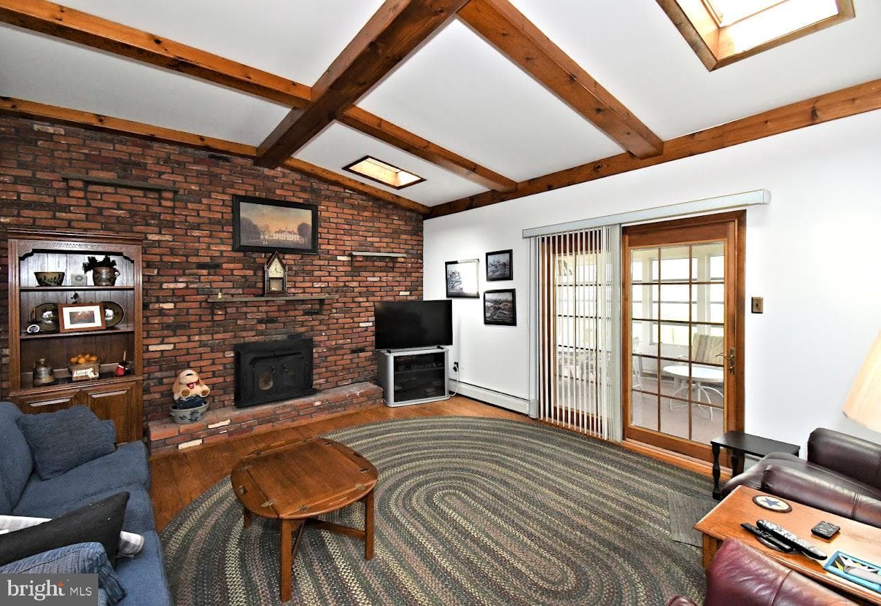 31 Farber Drive photo 11