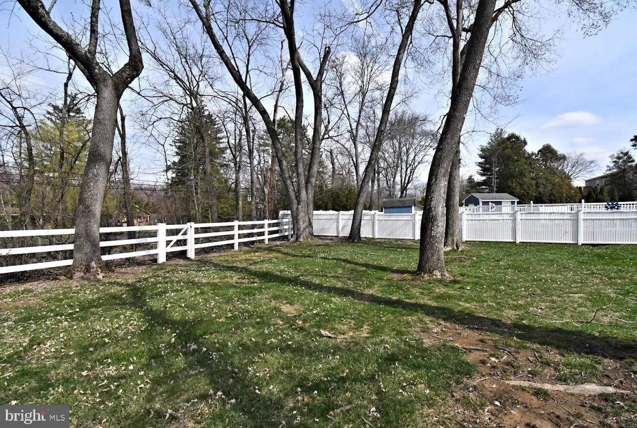 31 Farber Drive photo 27