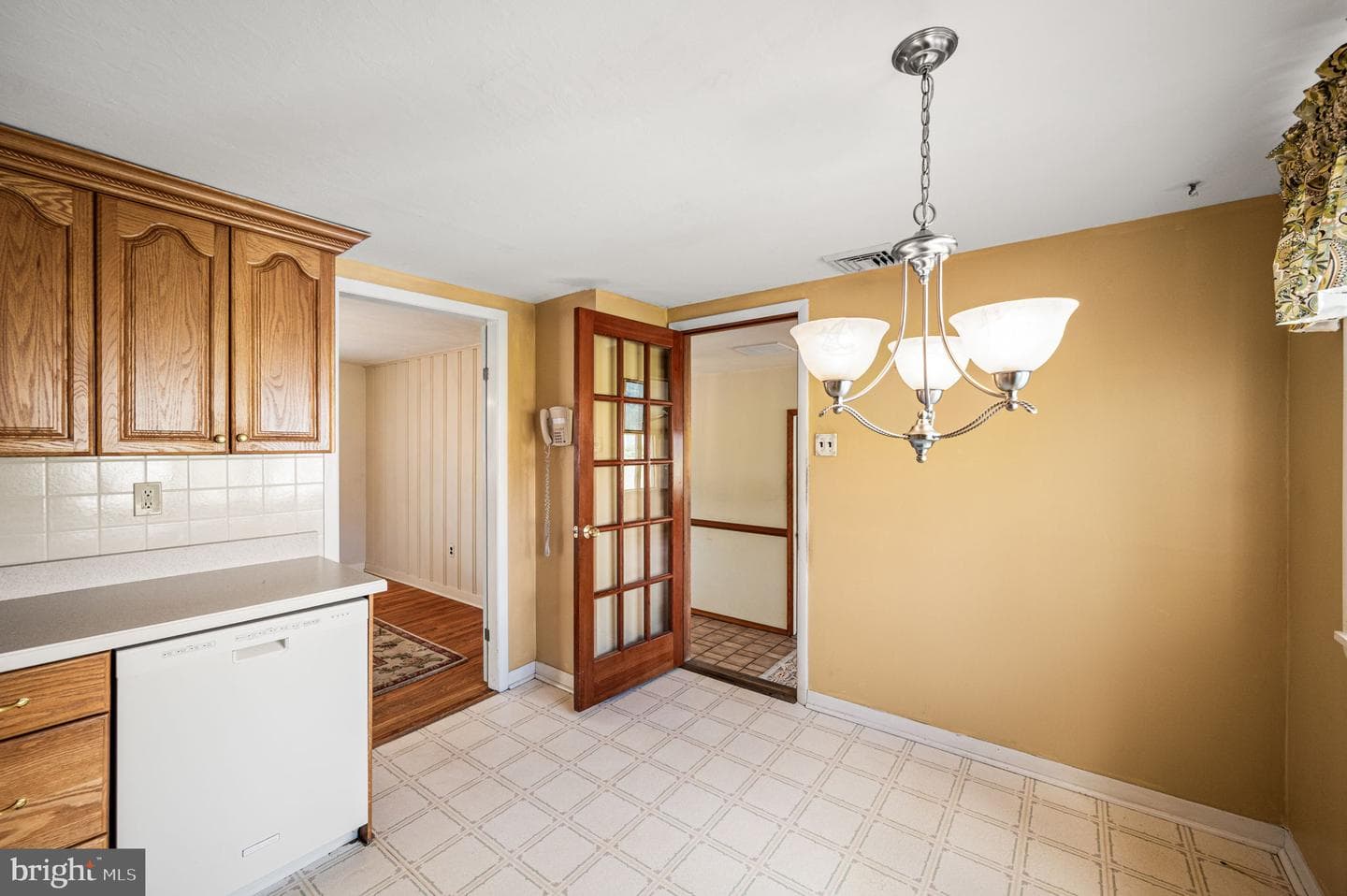 4938 Sunrise Avenue photo 11