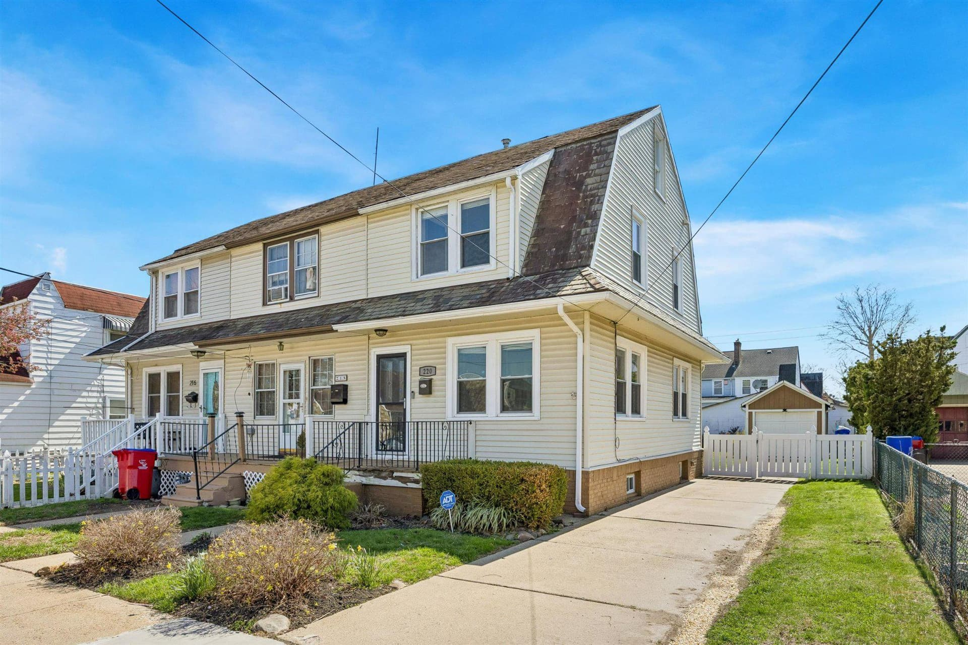 220 Jackson Street
