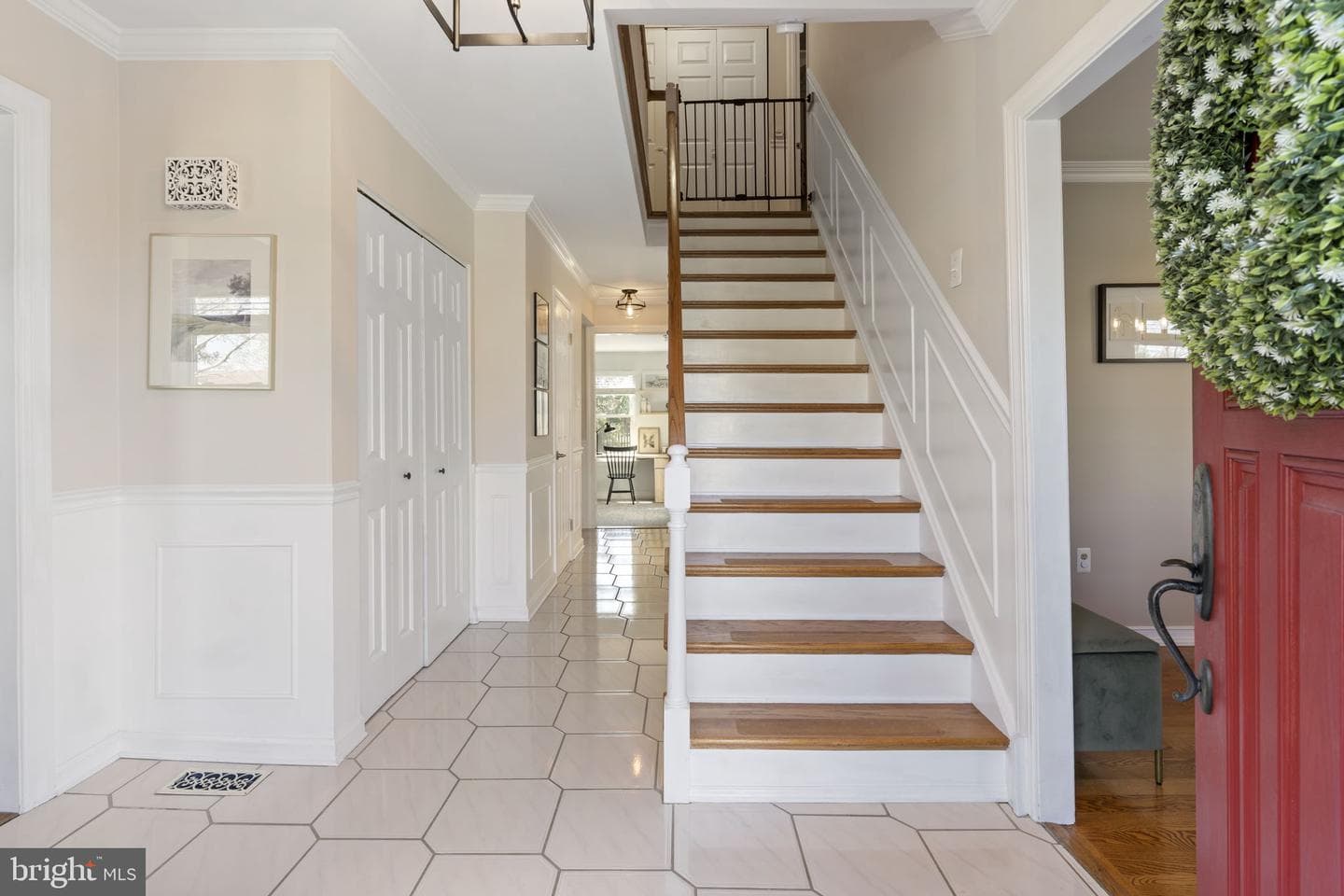 487 Old Mill Drive photo 8