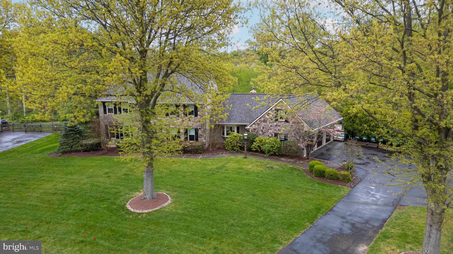 167 Matthew Circle photo 59
