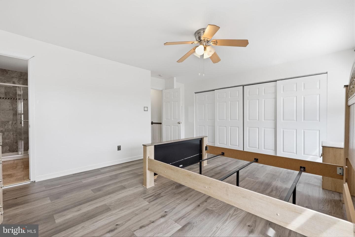 5155 Euston Court photo 24