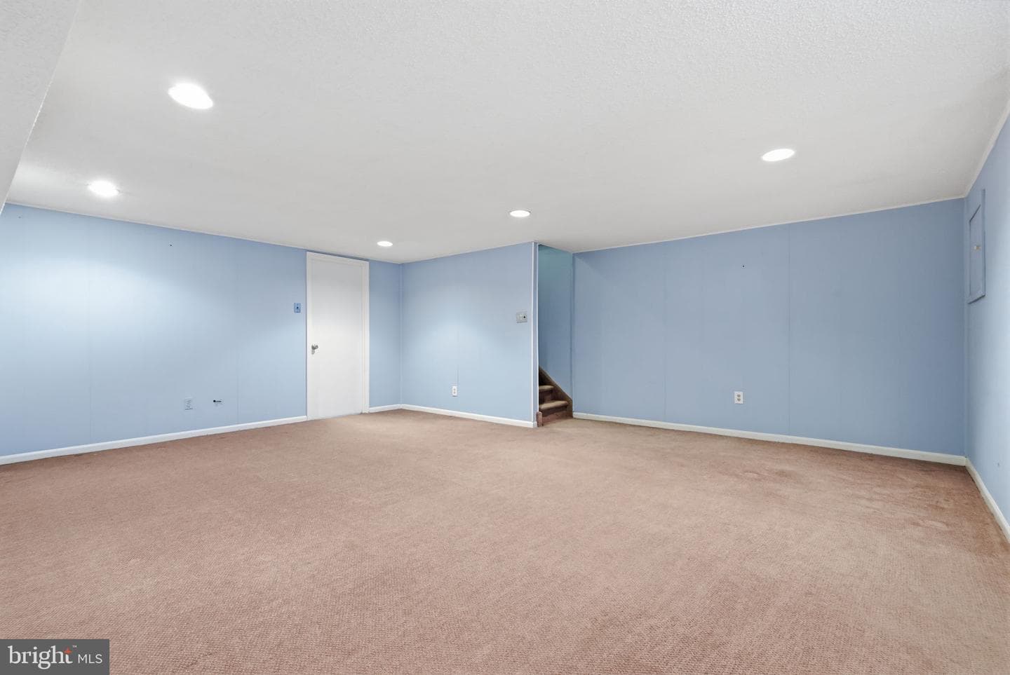 5155 Euston Court photo 29
