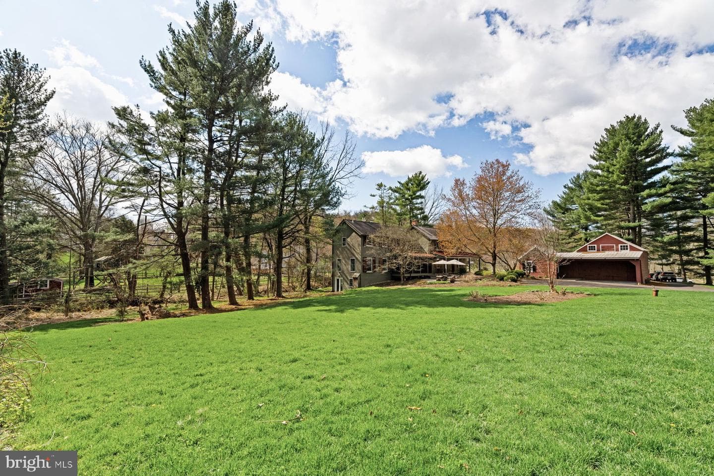 64 Valley Drive photo 37