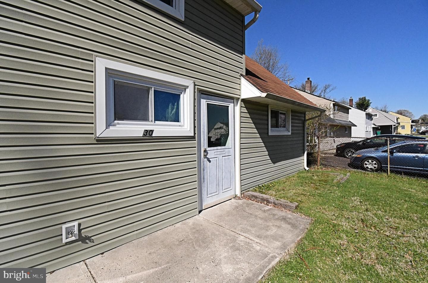 30 Roundwood Lane photo 5