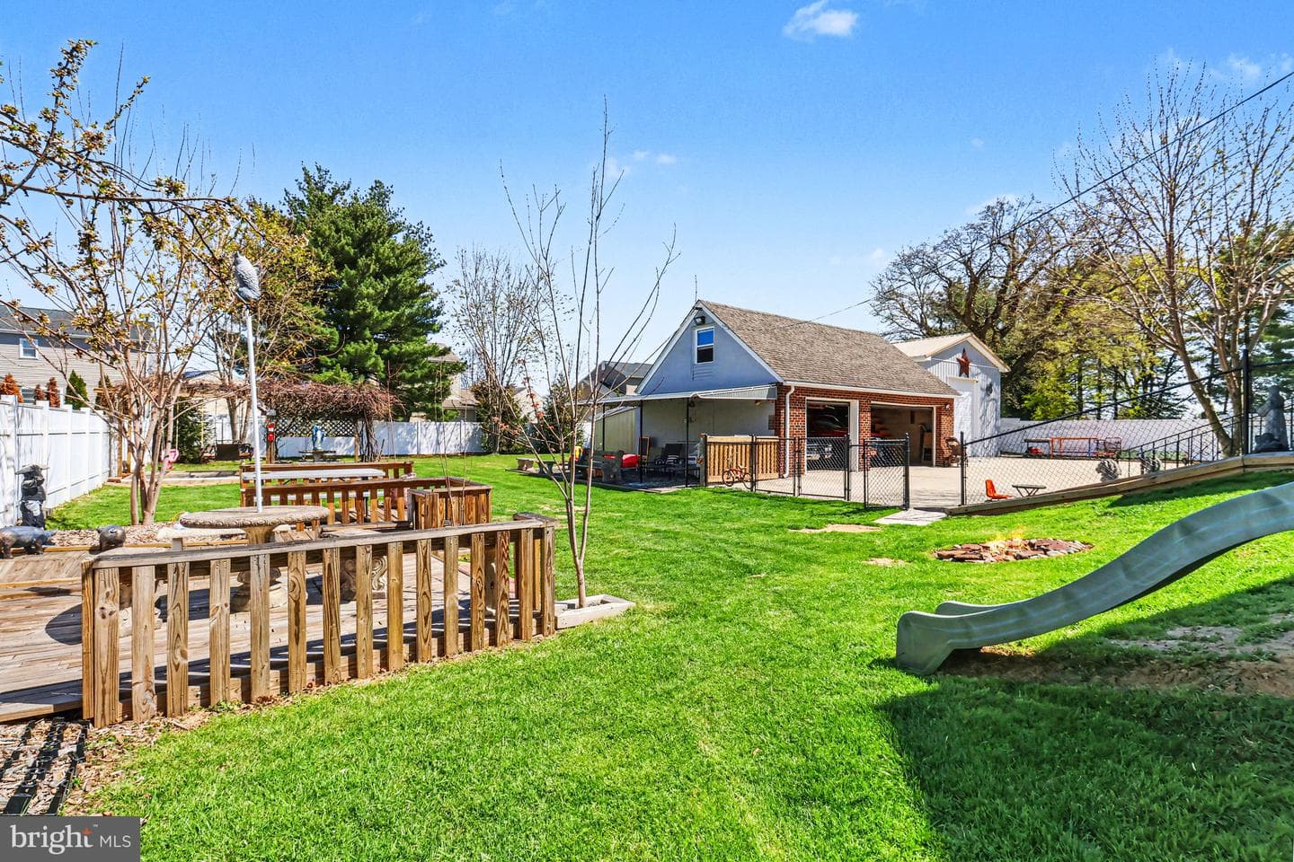 2349 Galloway Road photo 59