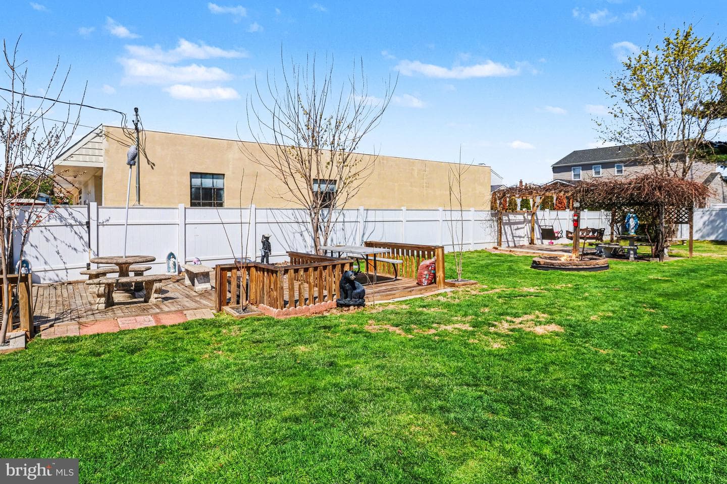 2349 Galloway Road photo 60
