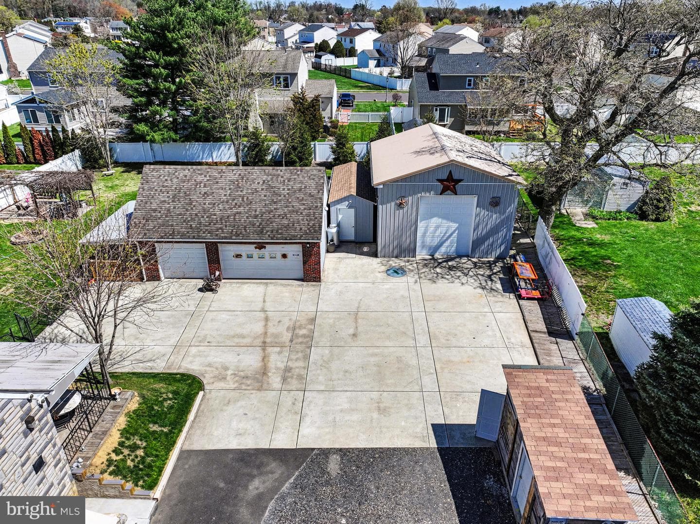 2349 Galloway Road photo 71