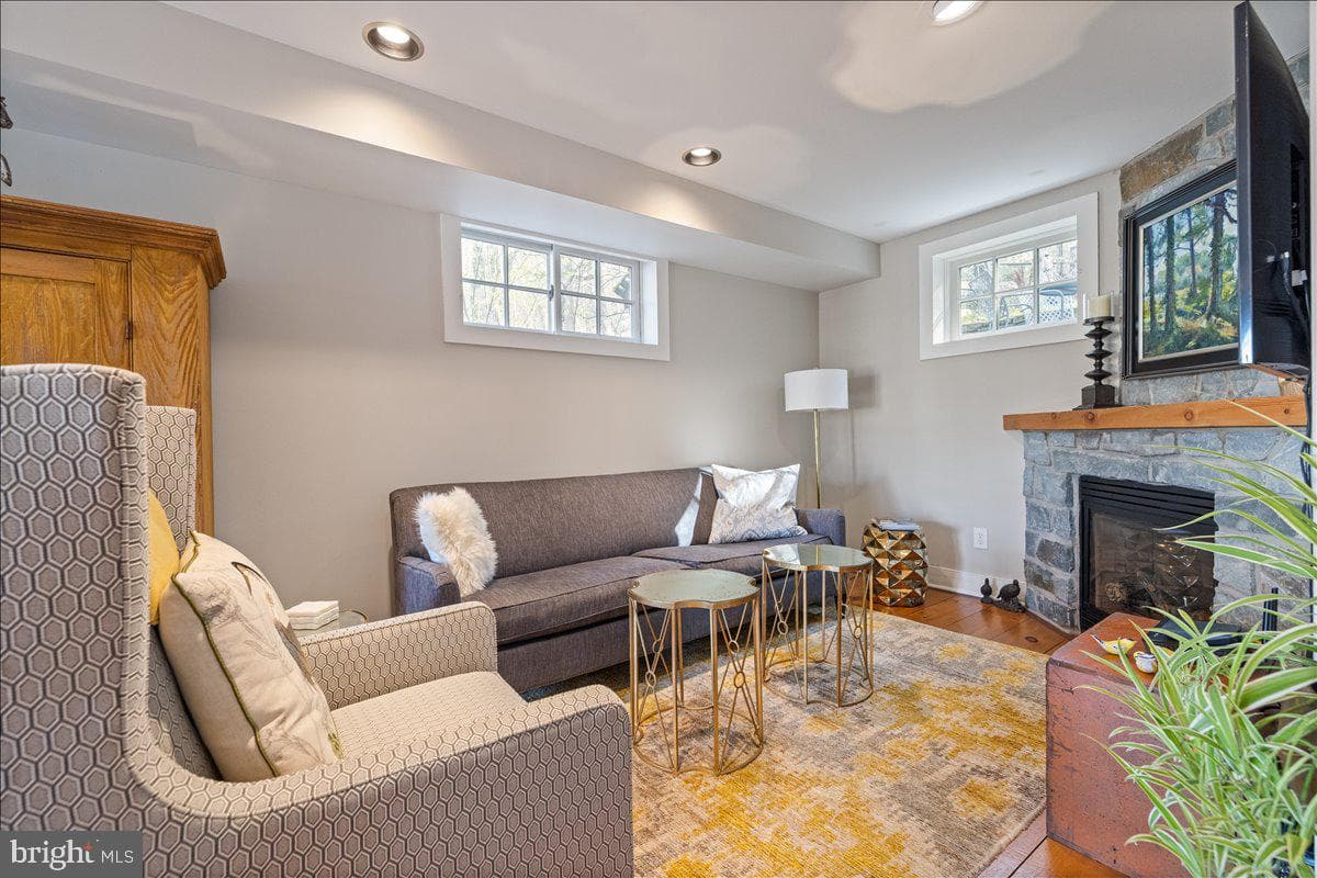 3673 River Rd photo 20