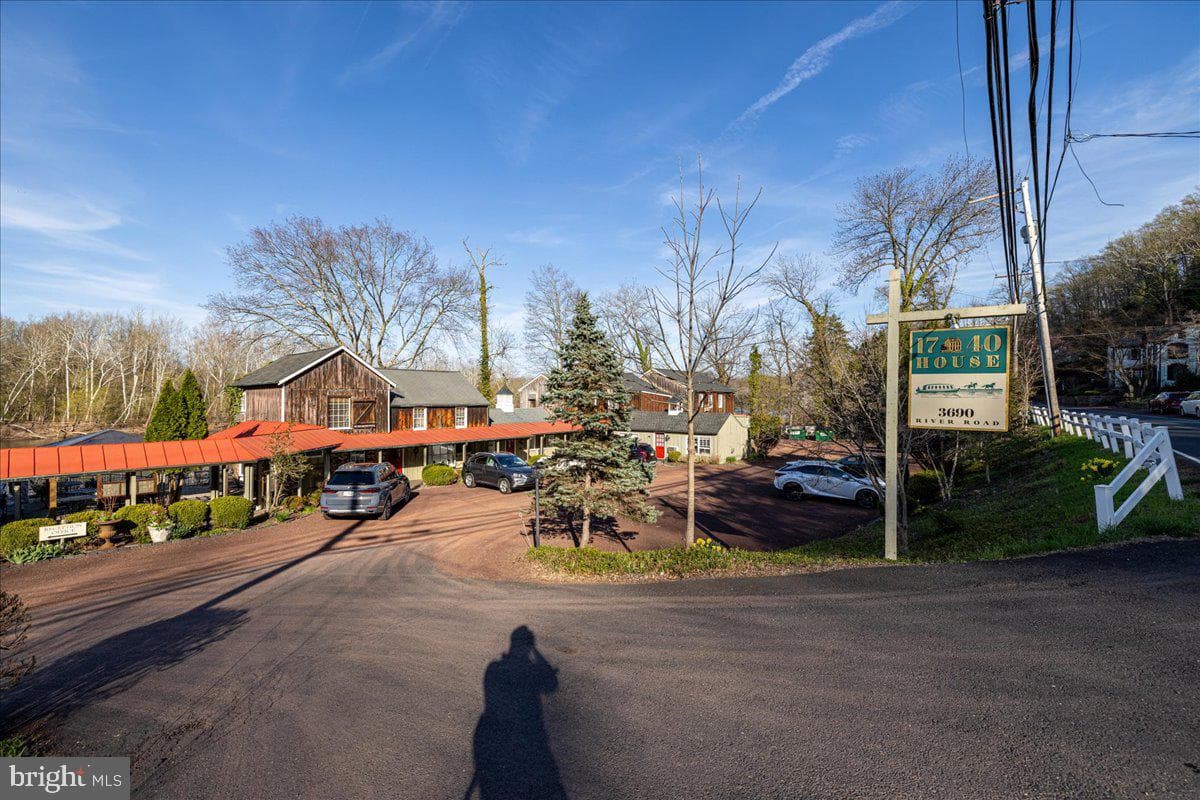 3673 River Rd photo 47