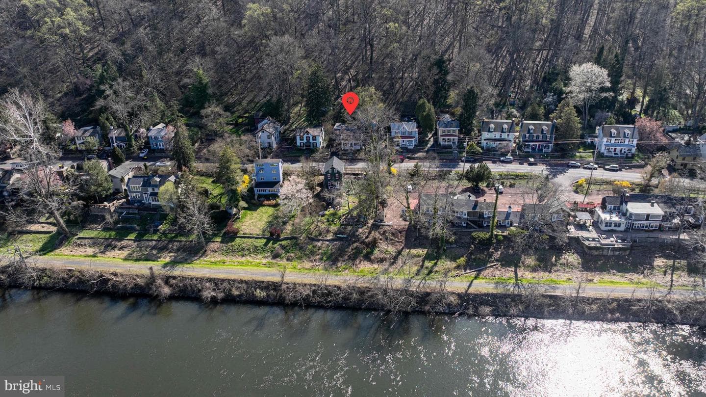 3673 River Rd photo 5