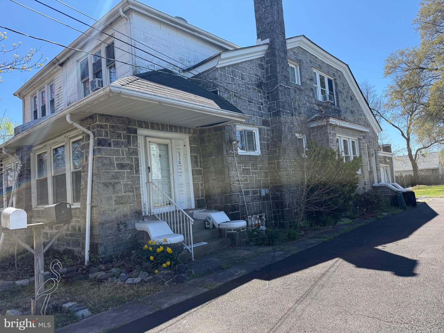 310 Wynnewood Avenue photo 3