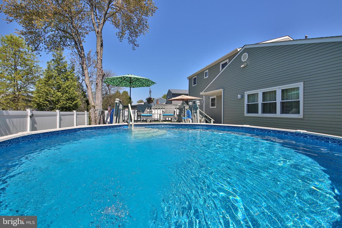 509 Ehret Road photo 23